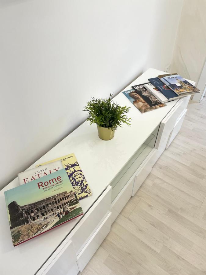 Nazionale 221 Mamila Suite Rome Extérieur photo